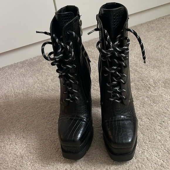 Azalea wang heels size 7 - Picture 3 of 5